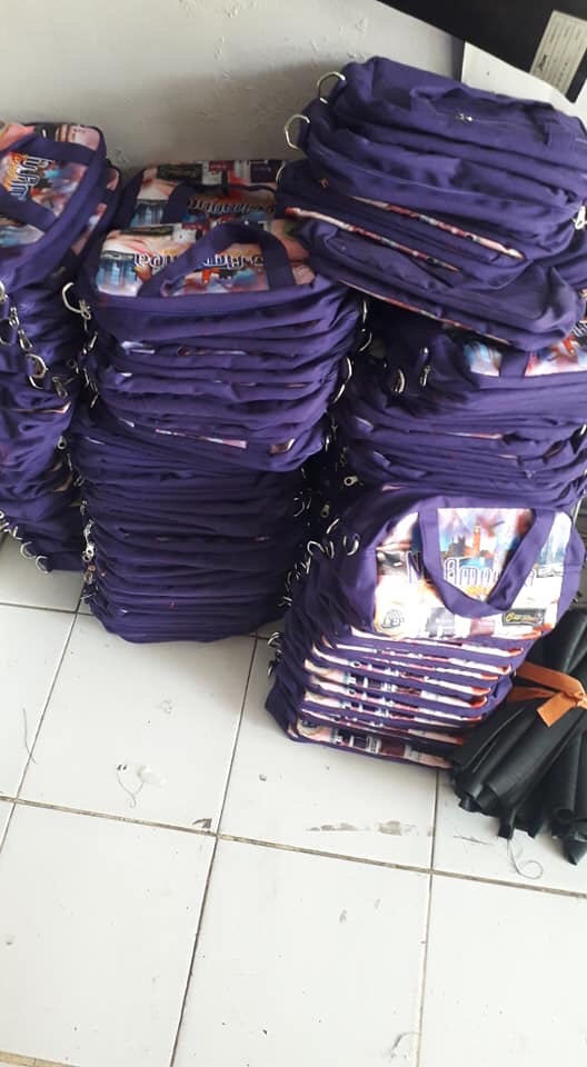 You are currently viewing Konveksi YOVI Tas souvenir